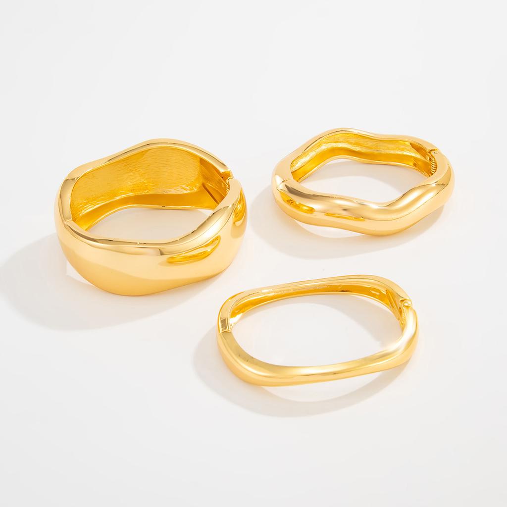 Exaggerated Irregular Metal Smooth Surface Bracelet, Design Sense Geometric Wide Surface Spring Bracelet Bracelet