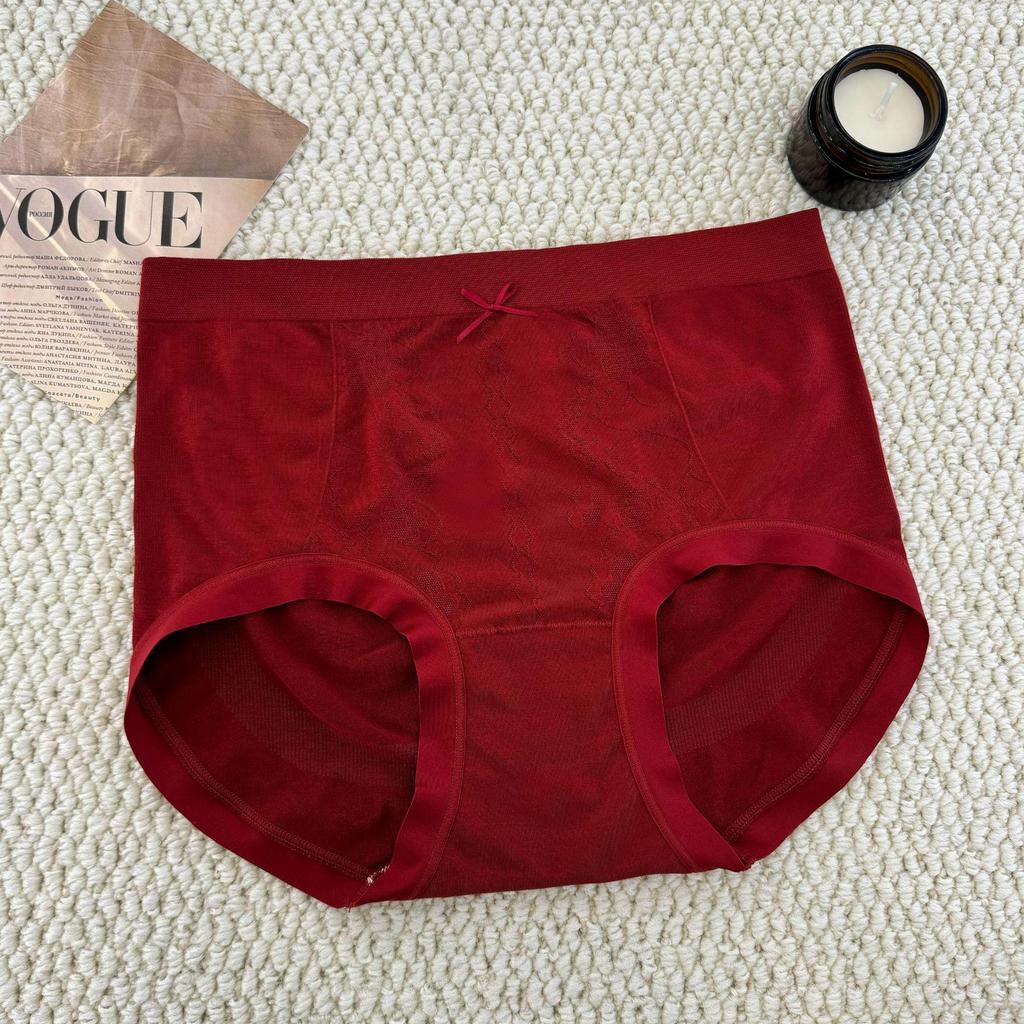 Ankela Plus Size Red Seamless Antibacterial Buttock-Lifting Women's Briefs, Mid-High Waist, Breathable, Year of the Rat Design.