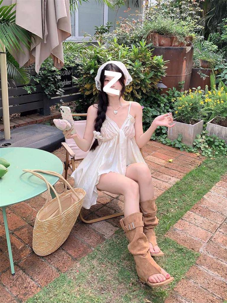 Chic Irregular Pleated Suspender Top – Summer Style for Fashion-Forward Women