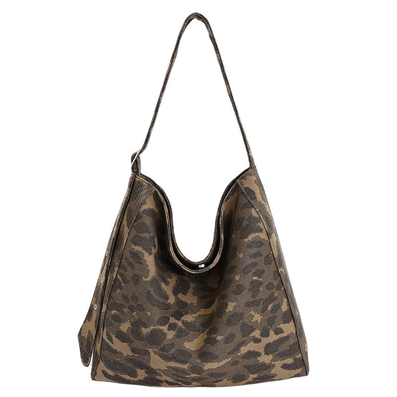 

Retro Leopard Canvas Crossbody Tote - Trendy, Spacious College Bag for Women зелений