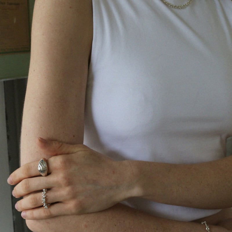 STUDIO LEIGH SHELINE RING