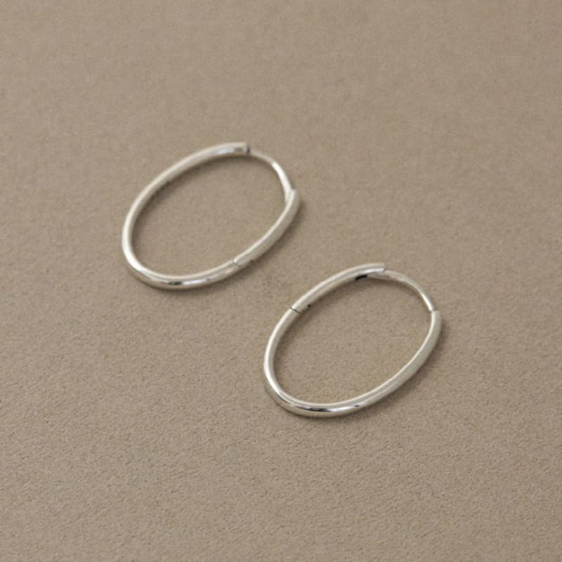 onill 04-16 shell (Earring)