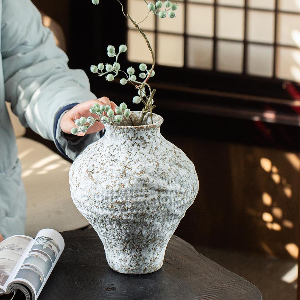 Jingdezhen Designer Wabi-Sabi Ceramic Flower Vase - Ornament Pottery Jar for Hydroponic Flowers and B&B Décor