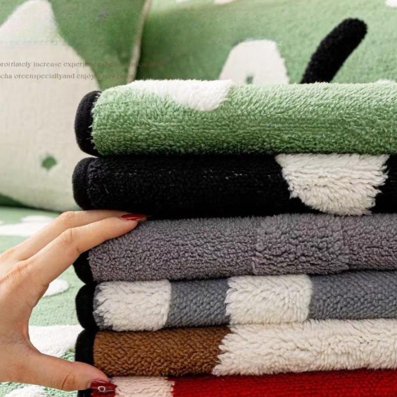 New Autumn And Winter Cartoon Sofa Cover Cloth Anti Cat Scratch And Anti Slip Leather Sofa Cushion Cover One-Piece Straight Row