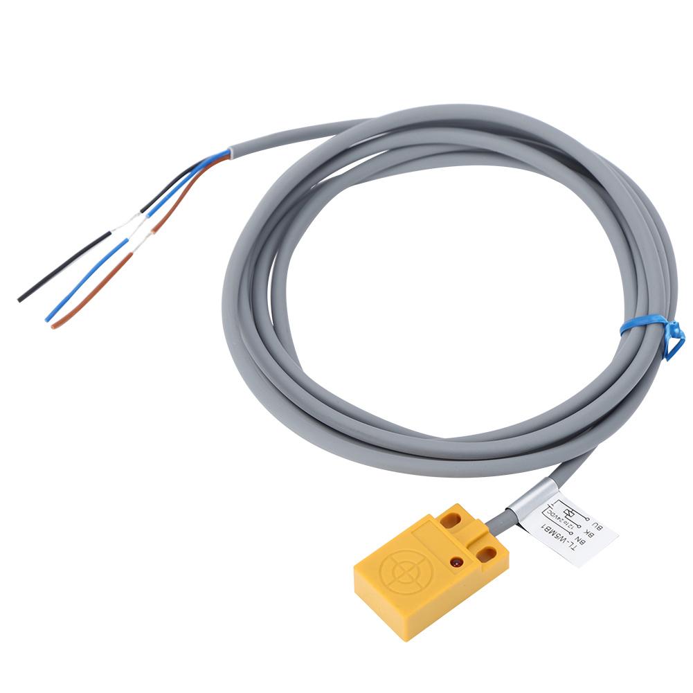 Interruttore Sensore di Prossimità BERM Tipo Induttivo Guscio in ABS DC12 24V 3 Fili PNP NO 5mm