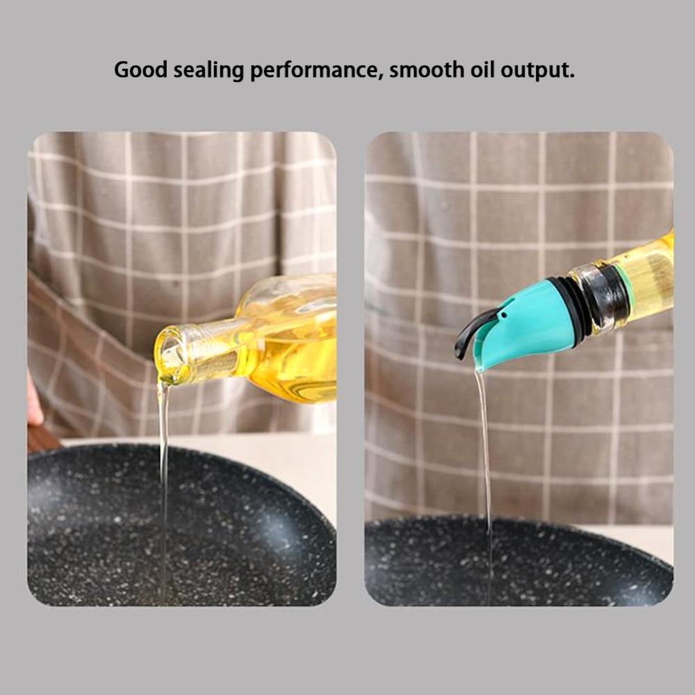 2Pcs Leak Proof Bottle Cap Auto Open Close Bottle Stopper Seasoning Accessory  Oil Pouring