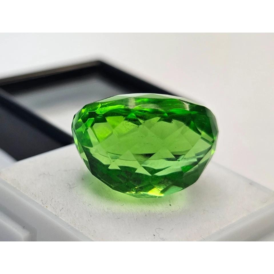 Natural Green Peridot 16+ Ct Oval Cut Certified Fabulous Loose Gemstone