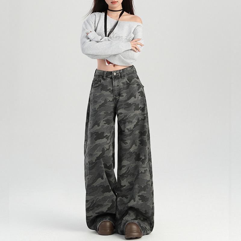 

Women s Retro Camouflage Wide-Leg Jeans: High-Waisted, Loose Fit, Straight-Leg Pants for Autumn. XS