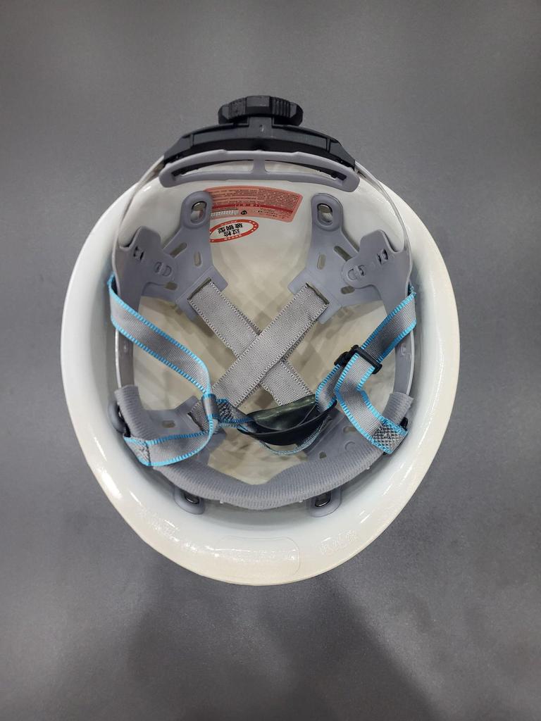 Round N95 Safety Helmet for Construction: Insulated, Paint-Resistant, T-Type with Steel Nail, Customizable Print Options