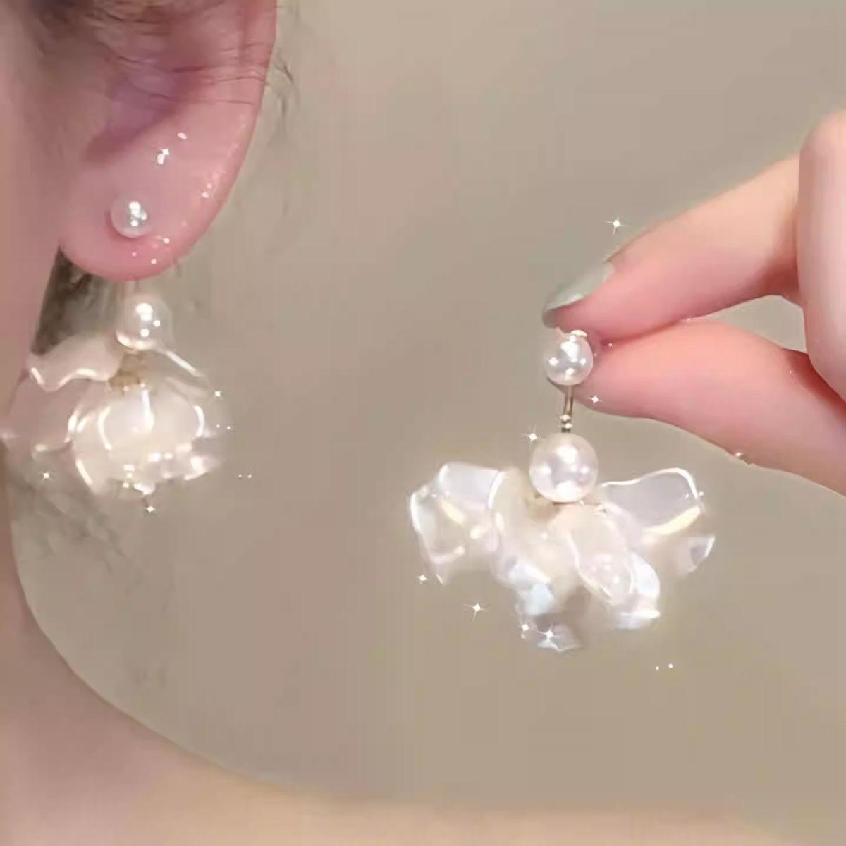 

Праздничные серьги 2025 новый темперамент жемчужные серьги-пусеты женские высококлассные серьги