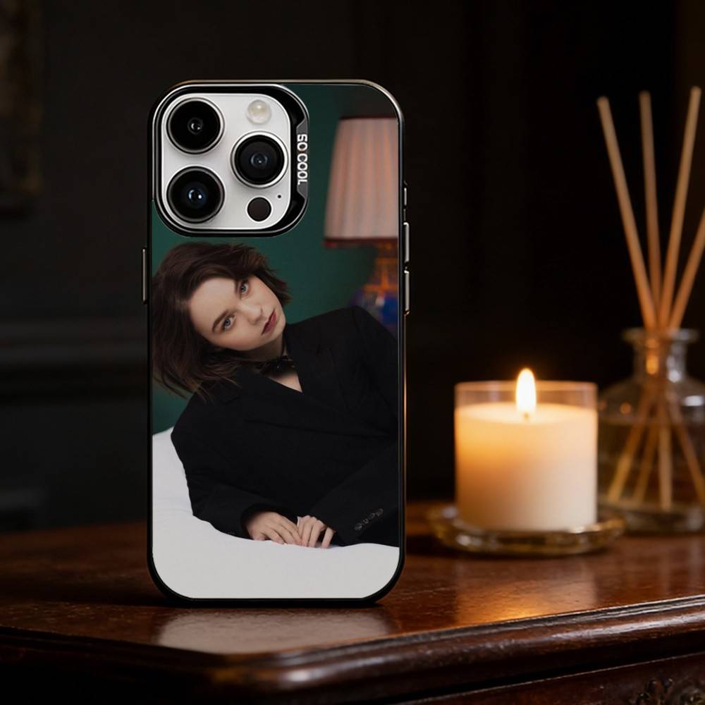Lovely E-Emma Actor M-Myers Phone Case For iPhone 17 16 15 14 13 12 11 Pro Max Plus Silver Matte Black Cover