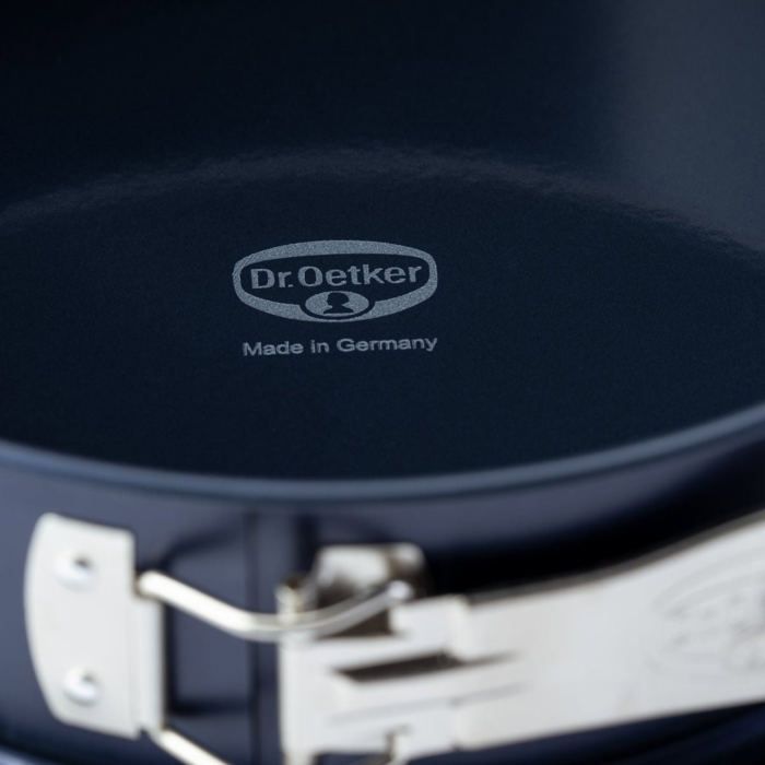 Moule à manqué à charnière 26 cm dr.oetker back liebe