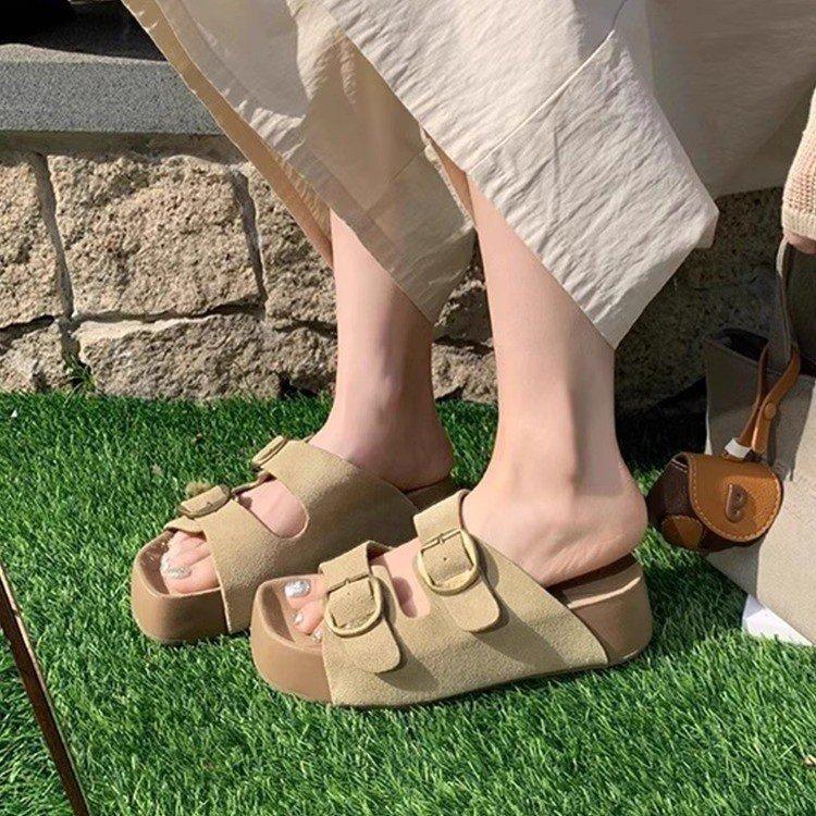 

Soft leather version~ Boken cool slippers women s outer wear 2025 summer new thick bottom one-word buckle with lazy height Boken tow 40 хаки