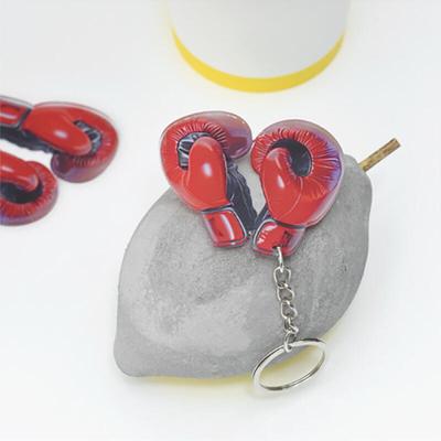 Porte-clés plat en acrylique en forme de gant de boxe rouge
