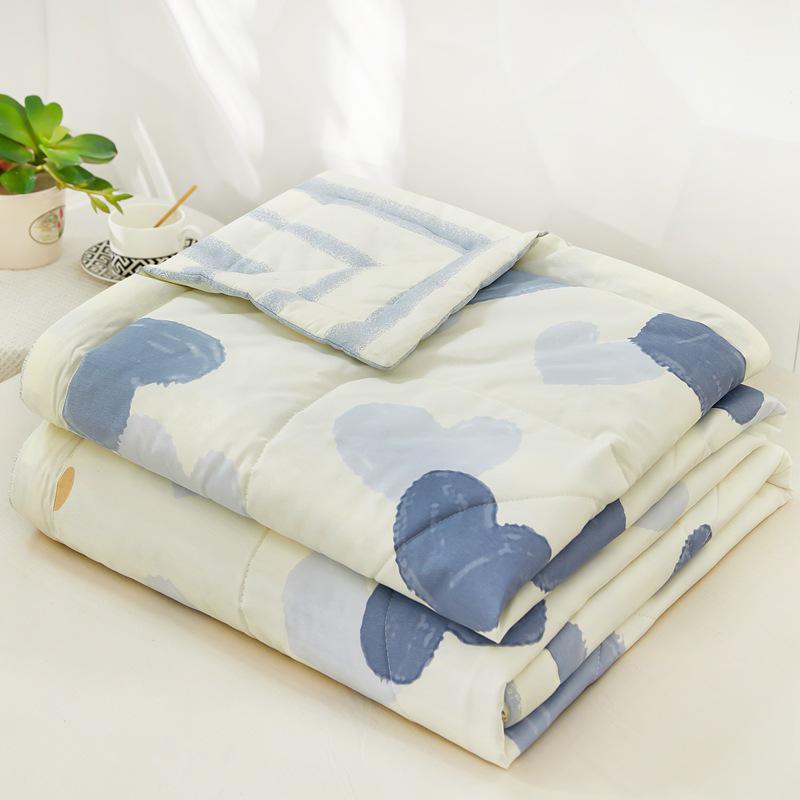 Summer Cool Cotton Quilt: Lightweight, Printed, for Double or Single Bedding