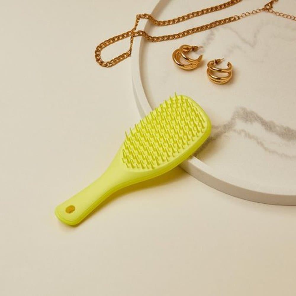 

Tangle Teezer Wet Detangler Mini Hyper Yellow