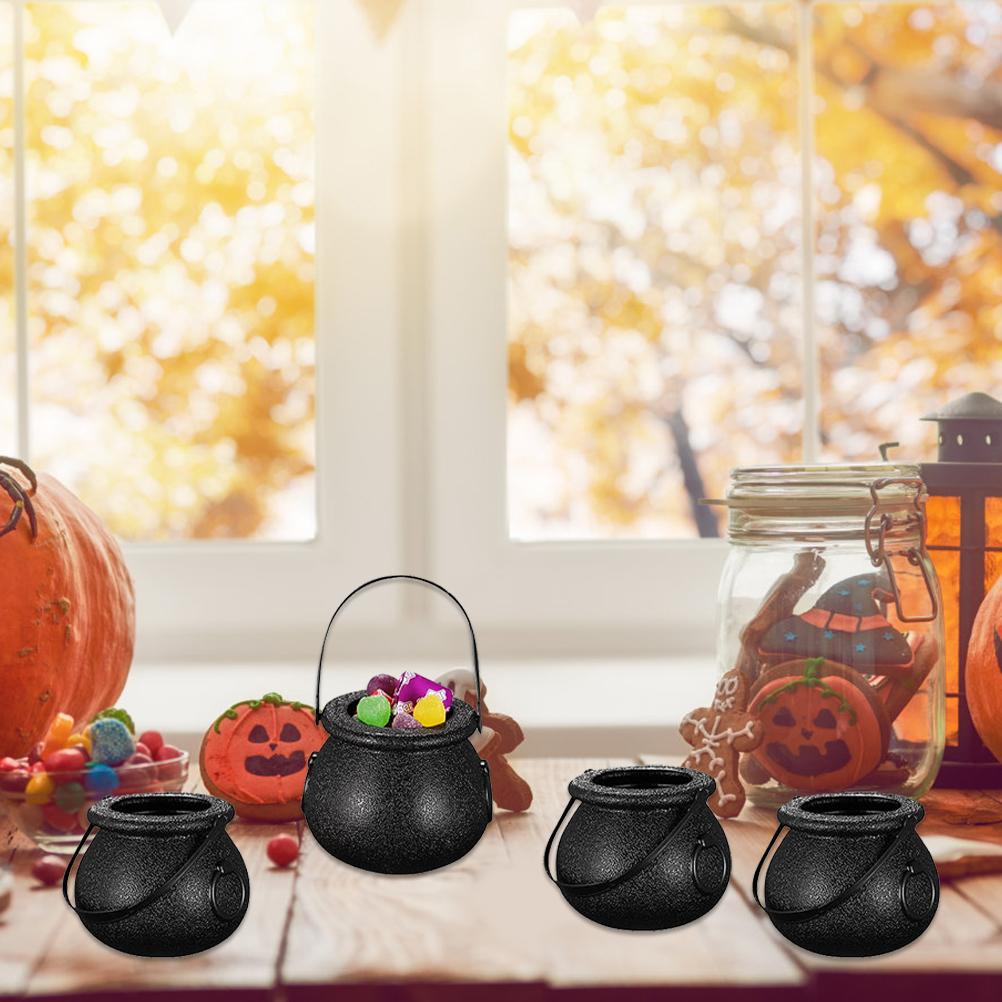  Kbelík na cukroví kostře čarodějnice s rukojetí Přenosný plastový košík na cukroví Halloween kbelík na cukroví