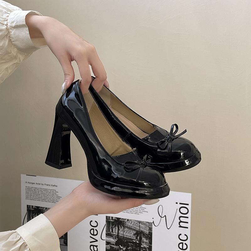 Piaohong French platform thick heel single shoes women's 2025 retro round head small man shallow mouth Mary Jane shoes super high heel