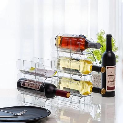 Transparentes Rotweinregal für die Präsentation zu Hause, PET-Flaschenhalter mit kreativem stapelbarem Design, ideales Weinregal für die Aufbewahrung im Kühlschrank
