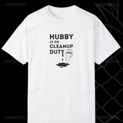 Ehemann ist auf Aufräumdienst T-Shirt für Hotwives Cuckolds T-Shirt Lässige Mode Lockere Hotwife Kleidung Hip Hop Punk Damen T-Shirts