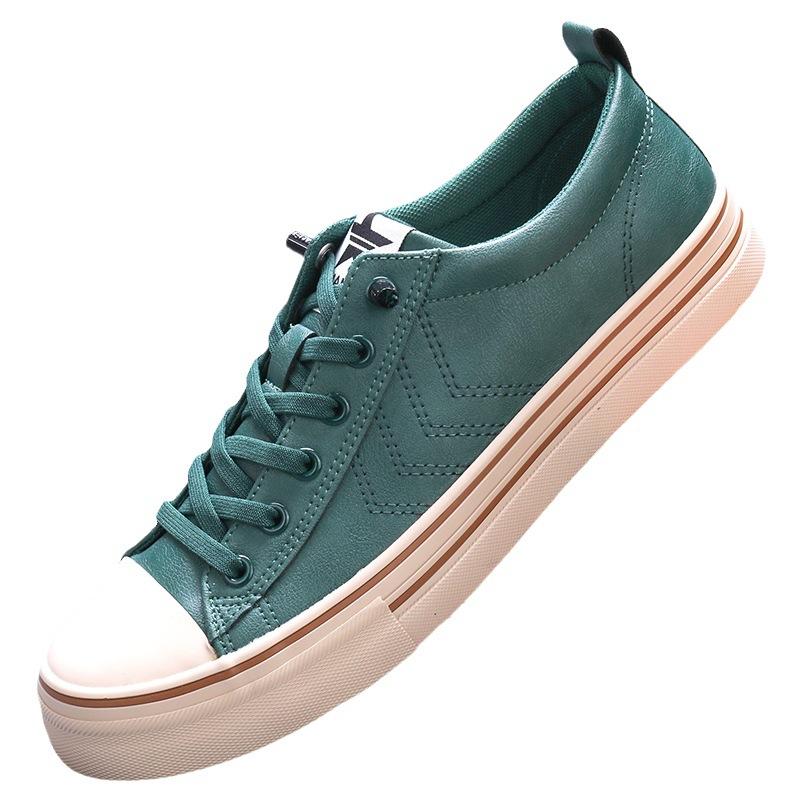 New Spring Mens Shoes Mens Casual Leather Shoes Lightweight Breathable Trendy Cloth Shoes Mens Old Beijing Shoes