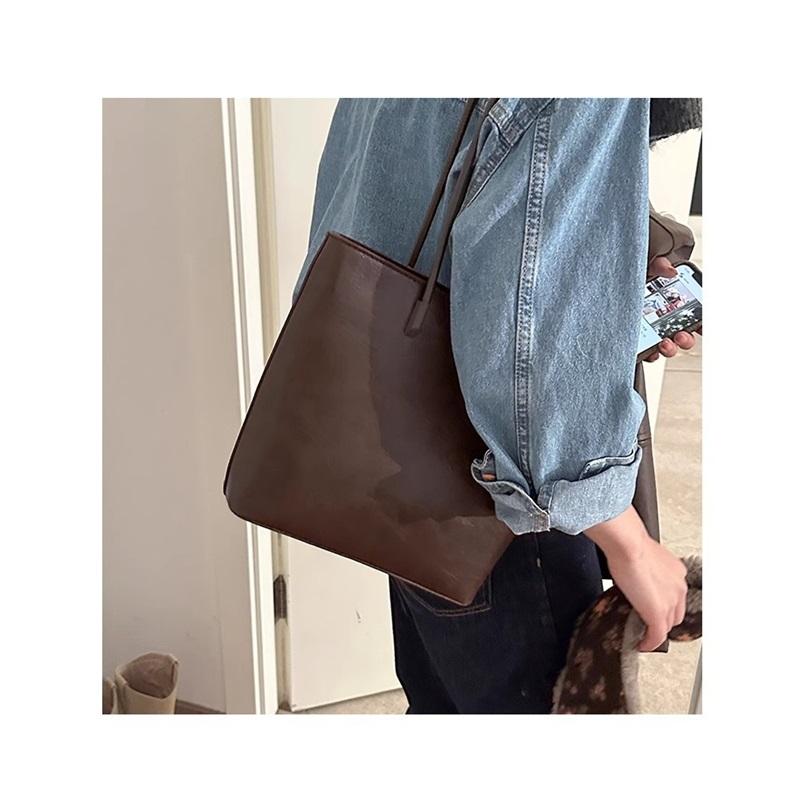 Winter Portable Commuter Bag Female Retro Simple Tote Bag Wild Large-capacity Shoulder Bag