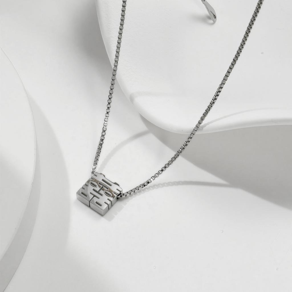 Korean Temperament Fashionable Commuting Daily Versatile Double Happiness Three-Dimensional Pendant Necklace Niche Stainless Steel Collarbone Chain