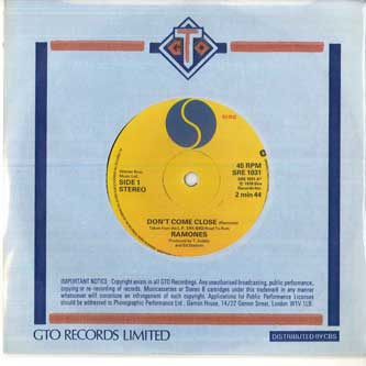 7inch Record RAMONES - Don't Come Close / I Don't Want You SRE1031 SIRE 1978 UK Rock Used