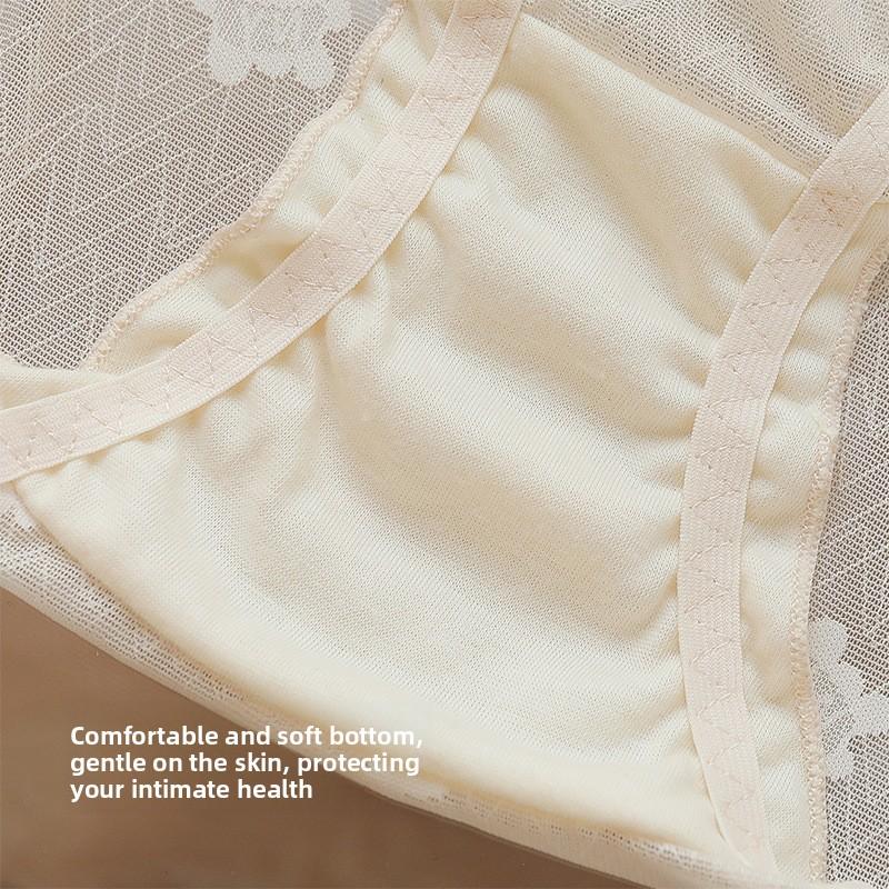 Ladies Spring and Autumn Fashion All Kinds of Bear Print Net Yarn Close Skin Without Trace Not Clip Hip Briefs