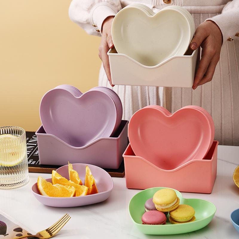 Heart-shaped Snack and Fruit Dish for Dining or Coffee Table