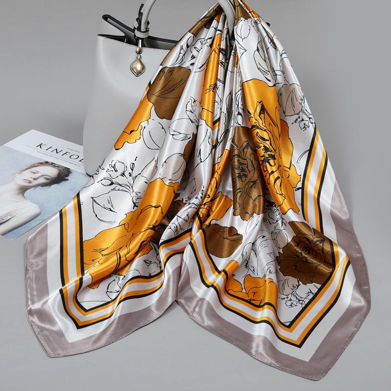Foulard quadrato in seta stile influencer: Sciarpa da collo da donna alla moda, Sciarpa, Protezione solare, Garza stampata, Accessorio per abbigliamento professionale