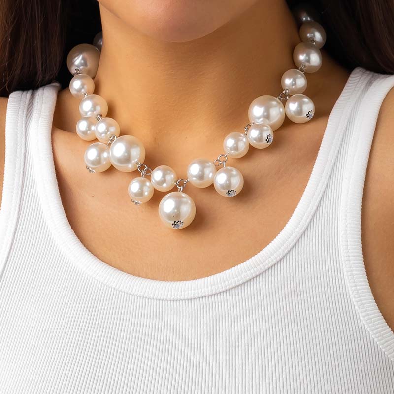 Exaggerated Metal Big Ball Pearls Bead Choker Necklace for Women Vintage Punk Chunky Clavicle Chain Necklace Bride Jewelry