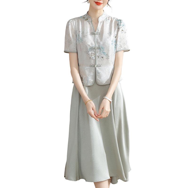 Elegant Chinese Style Short-Sleeved Dress for Middle-Aged and Elderly Women – Summer Slimming Two-Piece Look