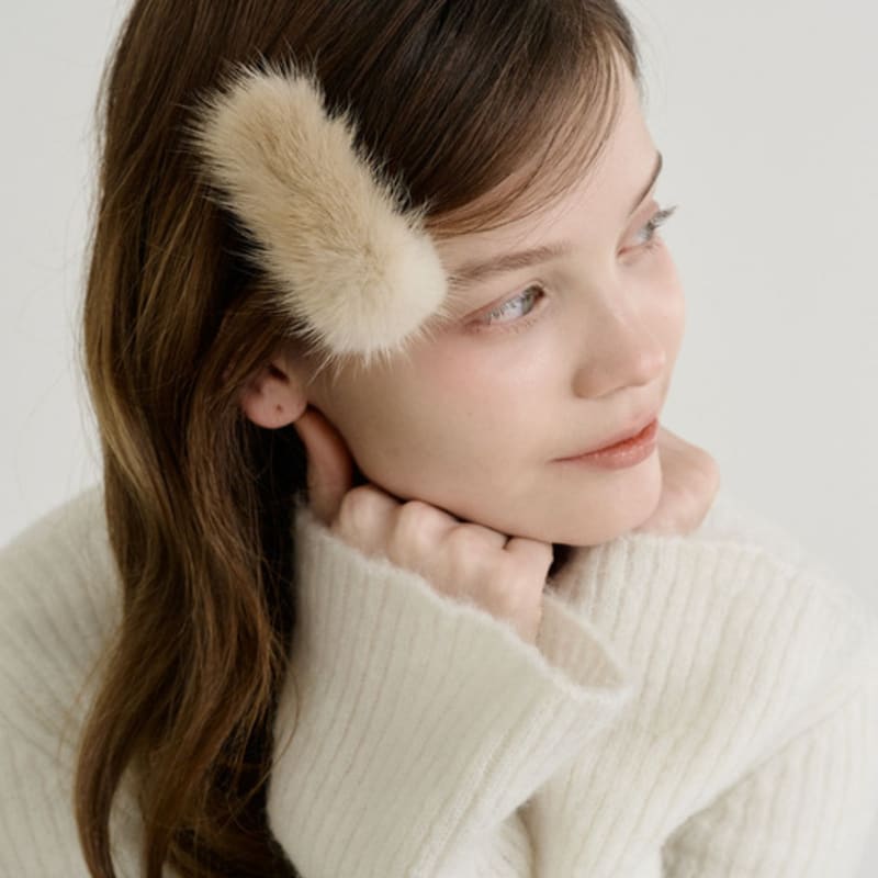 NUOY Soft Mink Fur Hairpin (4 Colors)