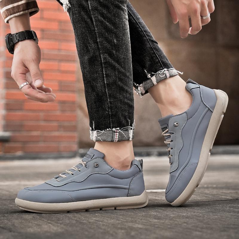 New Autumn Solid Color Mens Casual Shoes Odor Resistant And Breathable Outdoor Sports Shoes Comfortable Commuting Walking Shoes