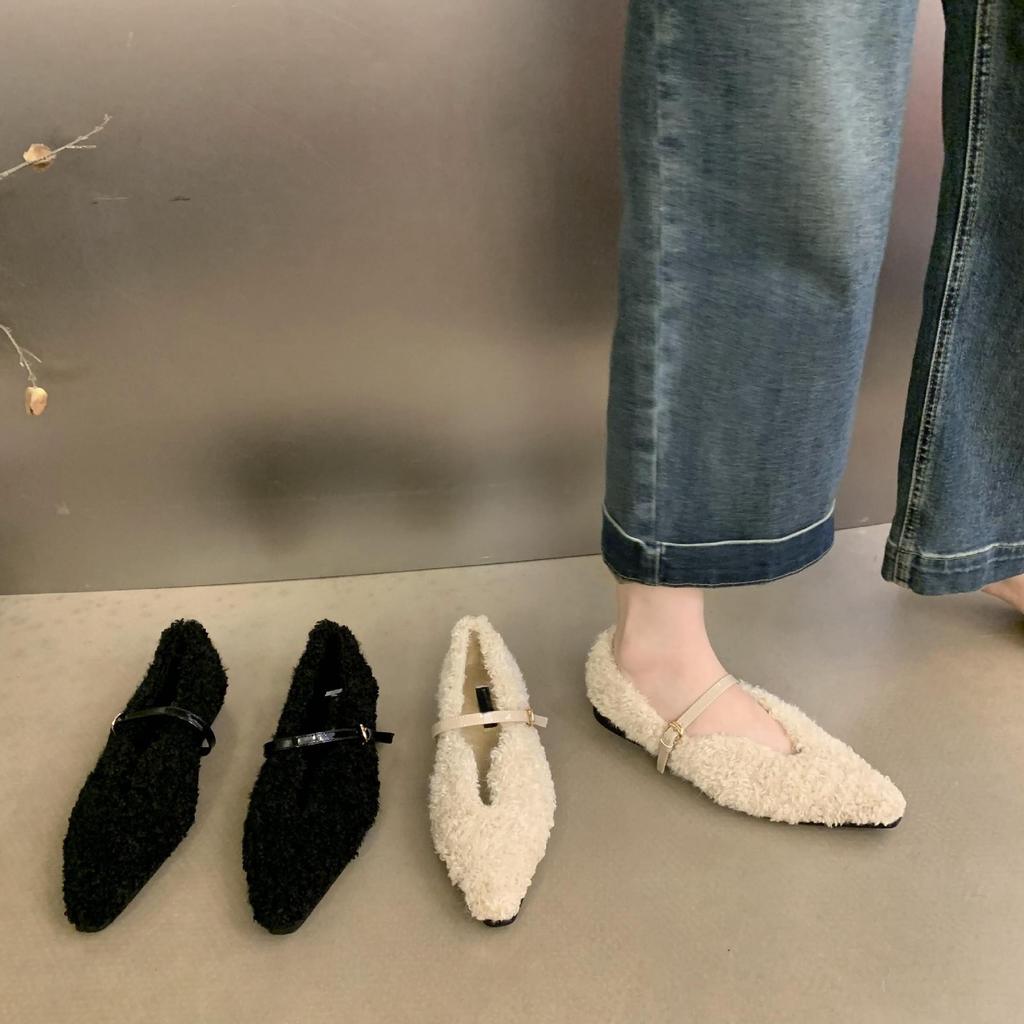 2024 Autumn and Winter New Pointed Head Shallow Mouth Fluffy Shoes Women Go Out Flat Single Shoes Flash Diamond Square Buckle Velvet Shoes Children