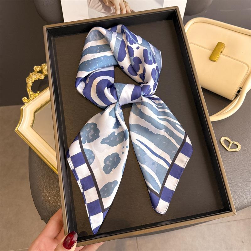 Leopard Print Silk Square Scarf Women Soft Neck Ties Neckerchief Fashion Hijab Female All Season Decorate Foulard Bandana