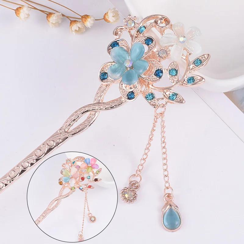 Chinese style, women's hair clips, metal flower biscuits, hair clips, jewelry. 2025