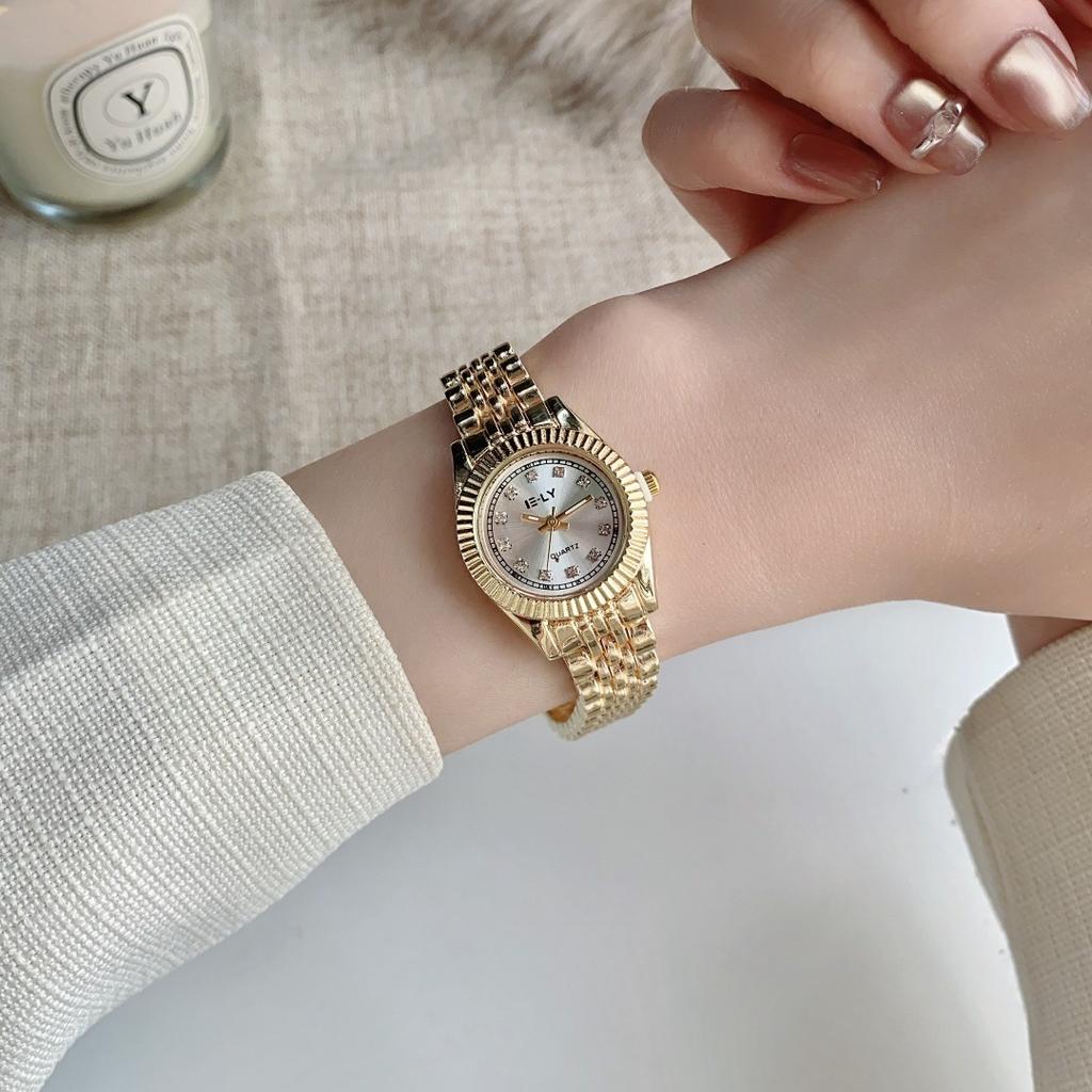 Retro Watch Women's Light Luxury Swiss Gold Bracelet Classic Log Small Gold Watch Watch