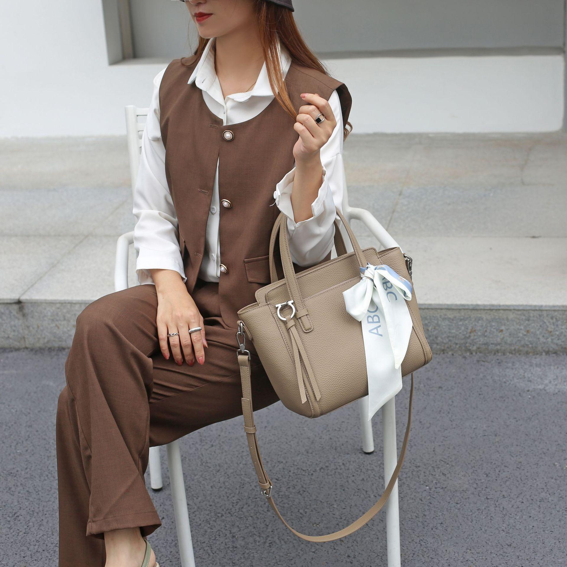 

Женские сумки из коровьей кожи, Портативные женские сумки через плечо, Модные шелковые шарфы, Сумки-компартменты для поездок на работу, Сумки для покупок. хаки