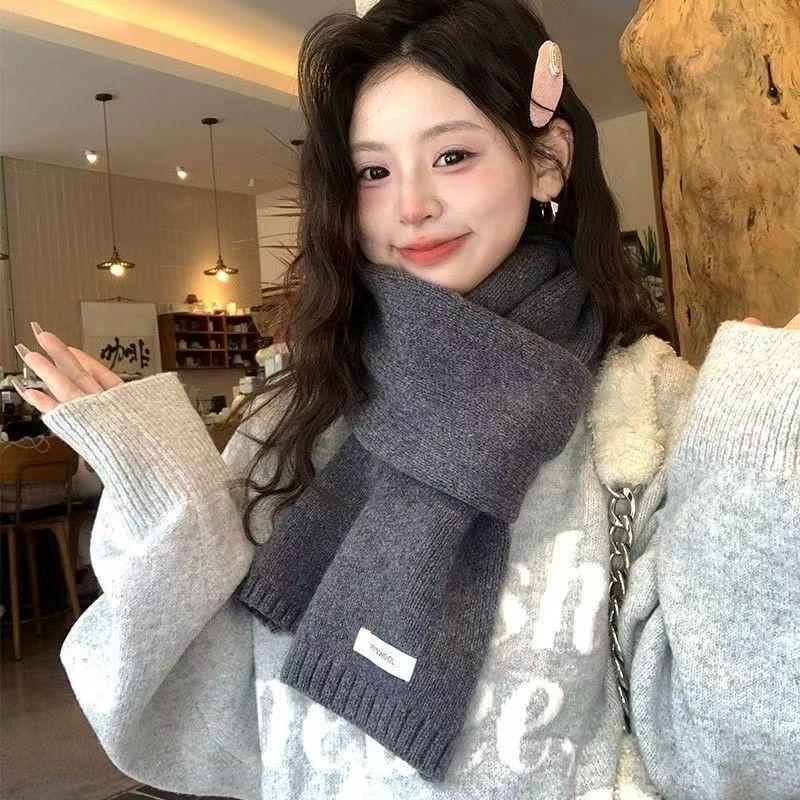 Premium Warm Dark Grey Knitted Scarf Soft Skin Friendly Fabric Perfect For Winter Outdoor Activities Daily Commute Travel