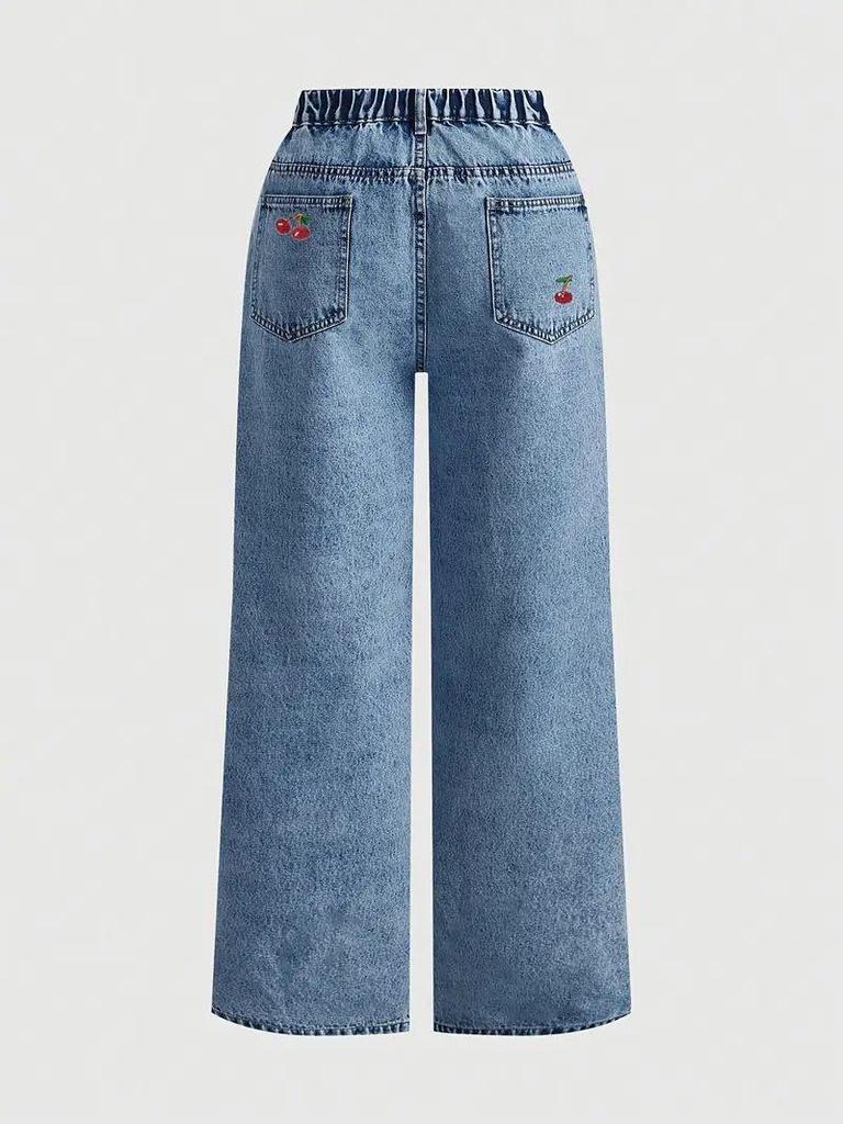 Plus Size Women's Stretch Denim Embroidered Straight Leg Jeans - Simple and Elegant