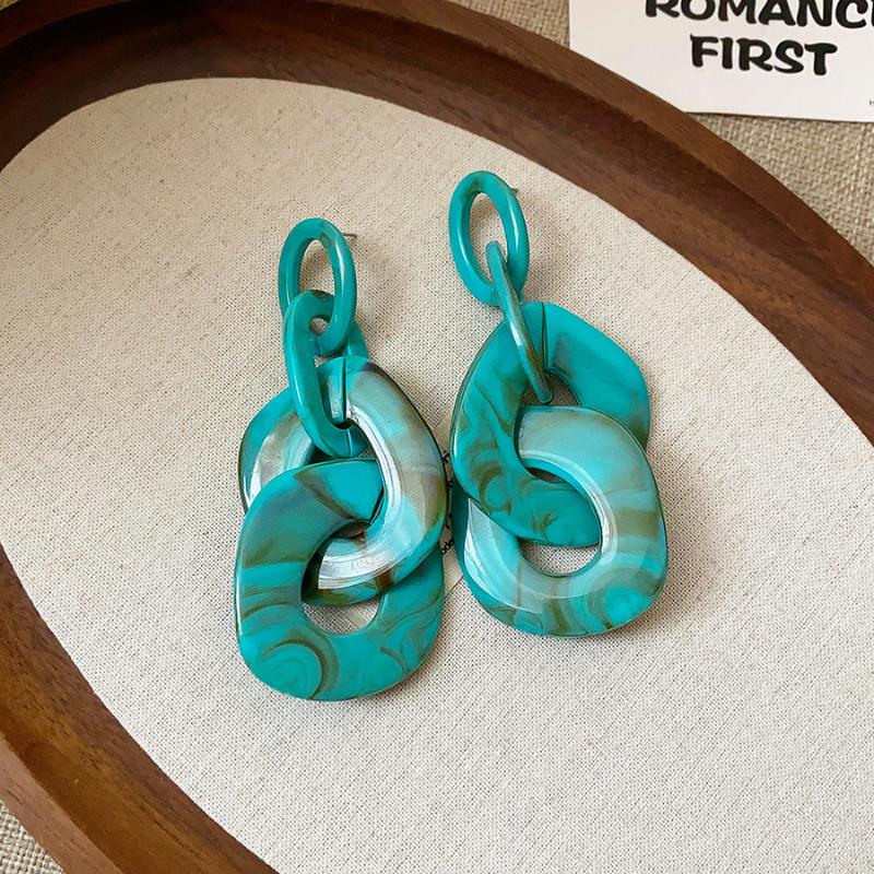 Exaggerated Acrylic Irregular Chain Pendant Earrings For Women Personality Red Large Circle Spliced Earrings