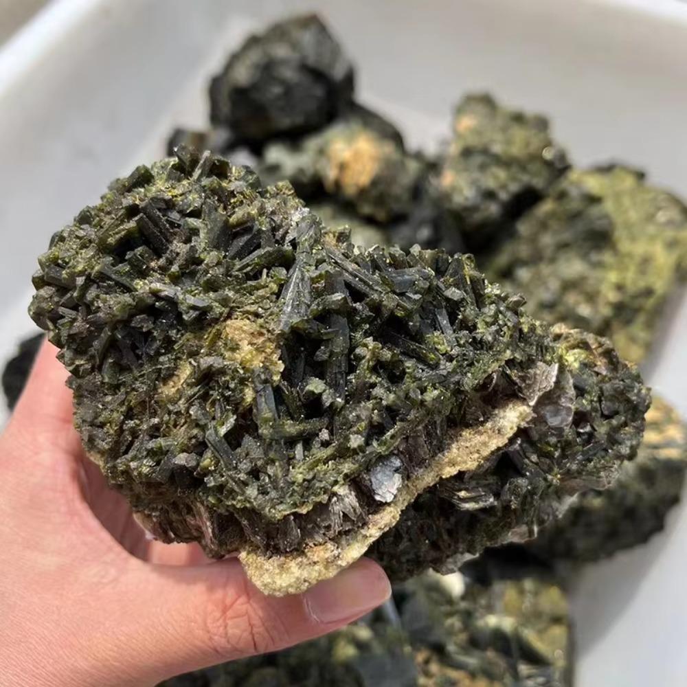 1Pc Wholesale Natural High Qualit Green Tourmaline Raw Stone Mineral Specimen Gemstones Clusters Healing Rock Stones Room Decor