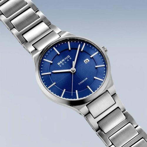 BERING Men's Analog Solar Watch, Collection Model 15239-777, Titanium Strap & Sapphire Crystal Link Belt, Officially Imported, 3-Year Warranty, Scratc