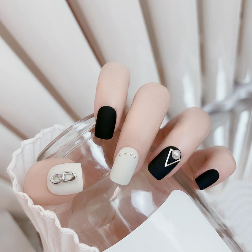 Simple Short Removable Black Cool Chain For Women Wearing Fake Nails Fashionable