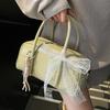 2025 fashion high sense dopamine ins wind hand pillow bag foreign style niche commuter versatile messenger bag women