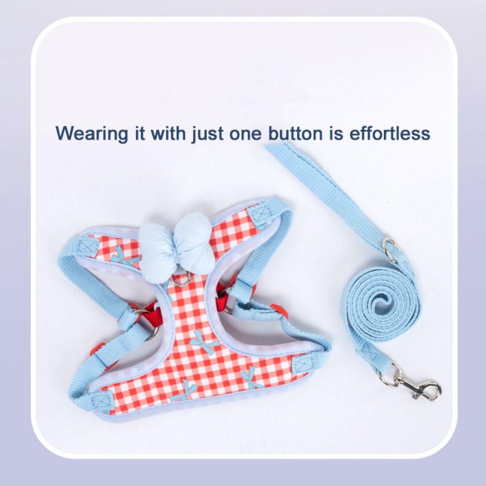 Nastavitelný psí postroj s mašlí, prodyšné psí vodítko, roztomilé pet trakční lano pro kočky a psy