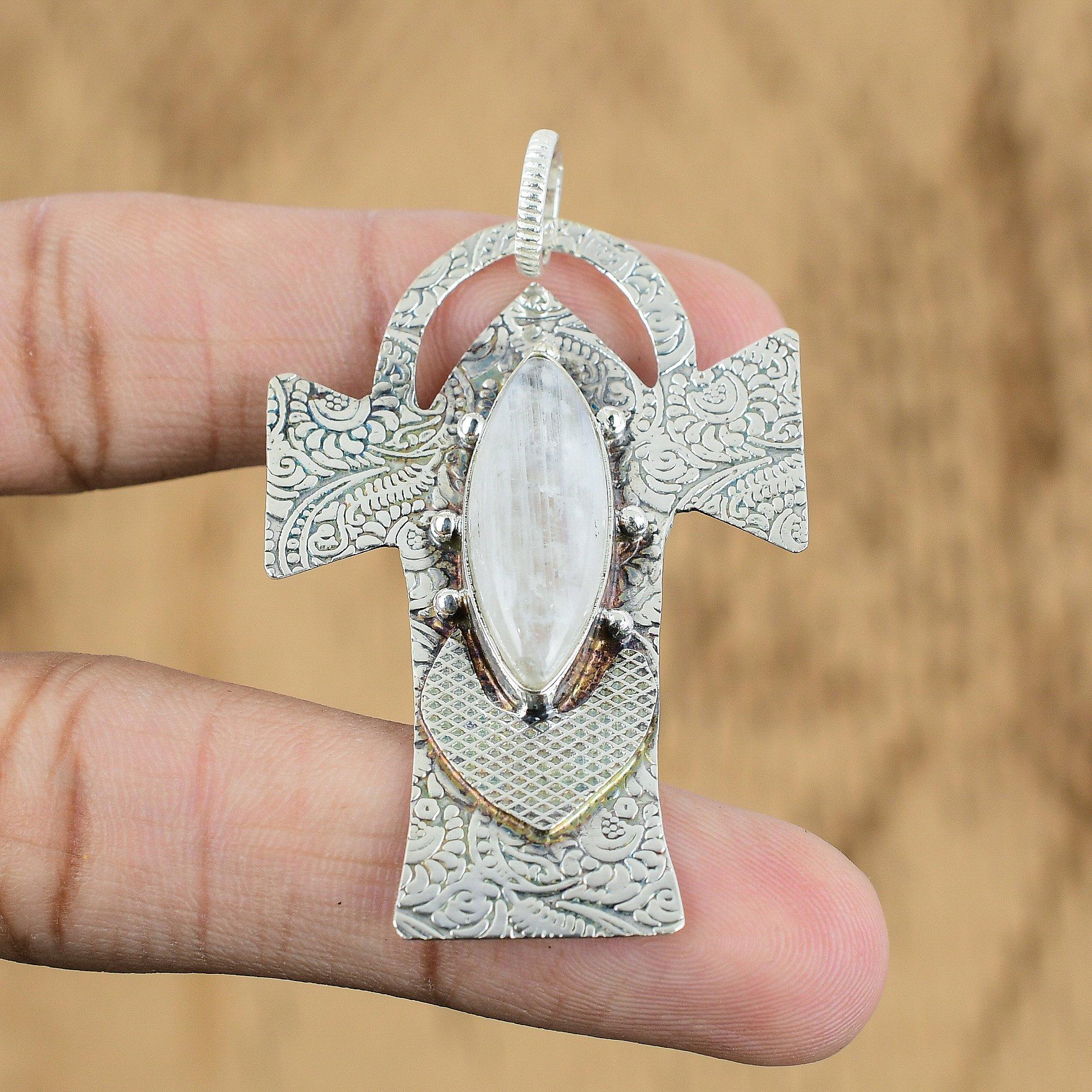 

Anniversary Gift For Her Natural Rainbow Moonstone Gemstone Pendant 925 Silver