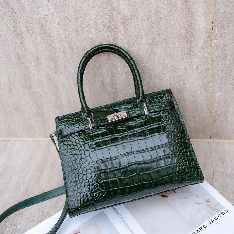 

Жіноча універсальна сумочка великої місткості 2024 року - елегантна та функціональна для офісу та повсякденного використання зелений